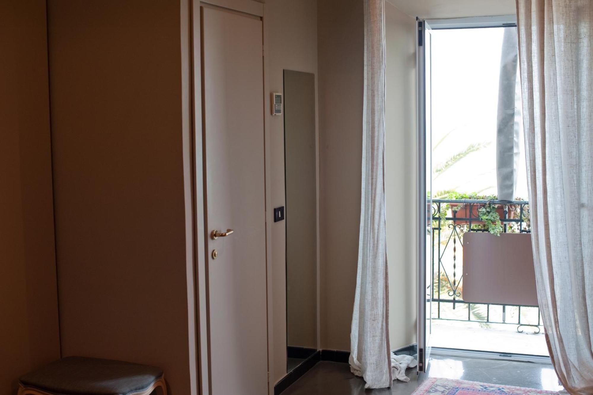 Hotel Italia Noli Bilik gambar